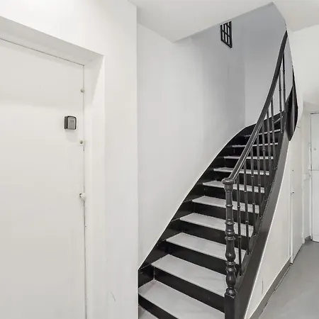 Moderne Pres Du Circuit 8 Pers * Le Mans